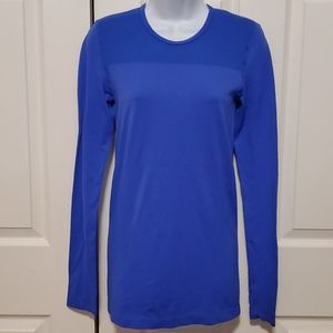 Fabletics long sleeve top size small